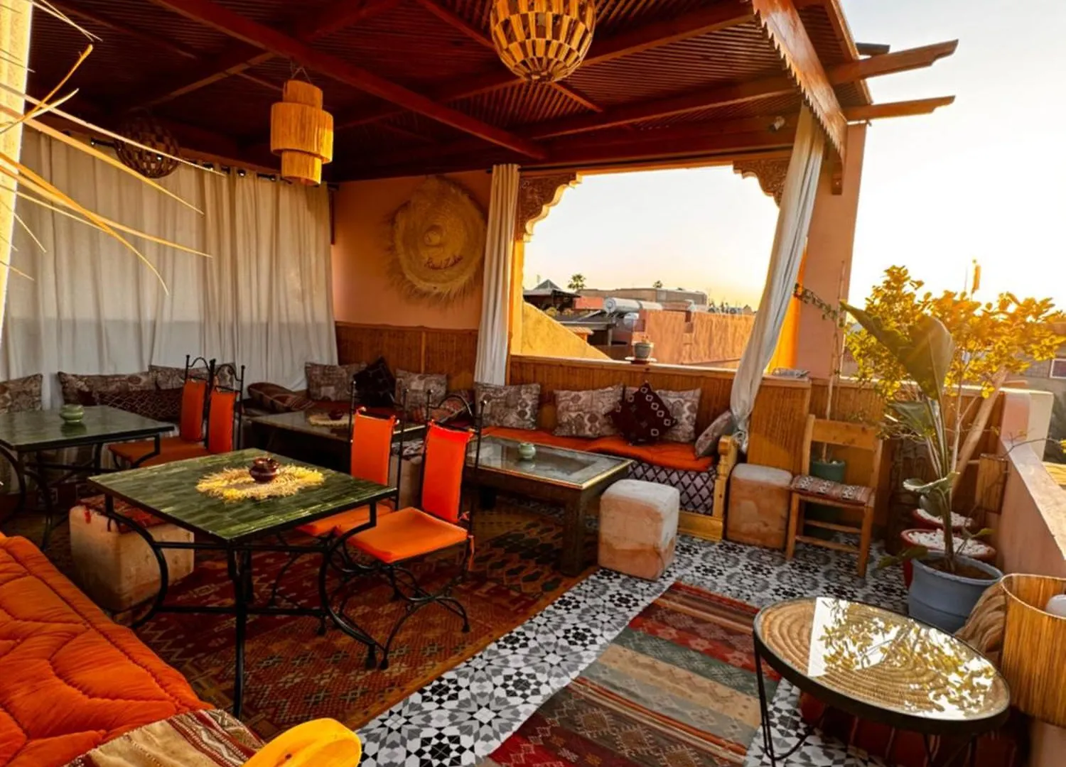 **  Riad Zahri Marakeş Fas
